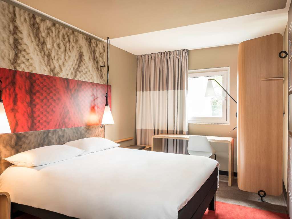 ibis Orleans Centre Gare Hotel Exterior foto
